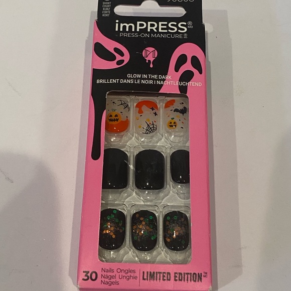 4-Piece Bundle of Halloween Spooky Spider and Spiderweb-Themed Accessories NWT - Picture 6 of 7